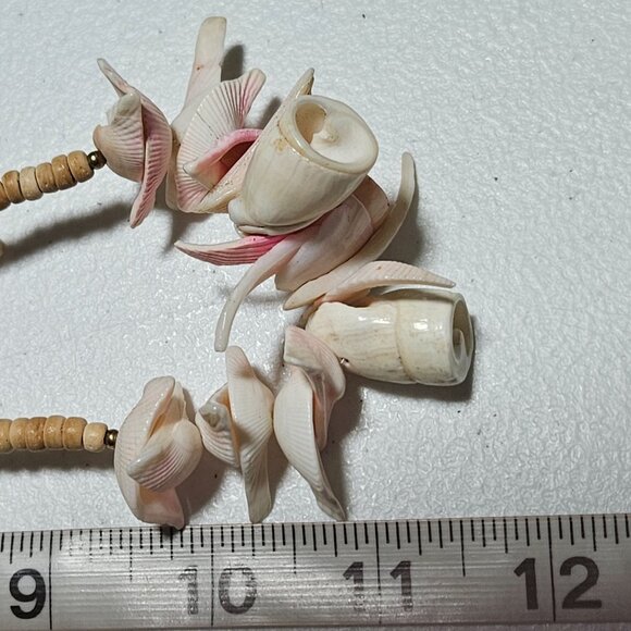 Vintage Hawaiian Shell Necklace Wood Beads Beach Core Seashell Fashion Jewelry - Picture 7 of 7